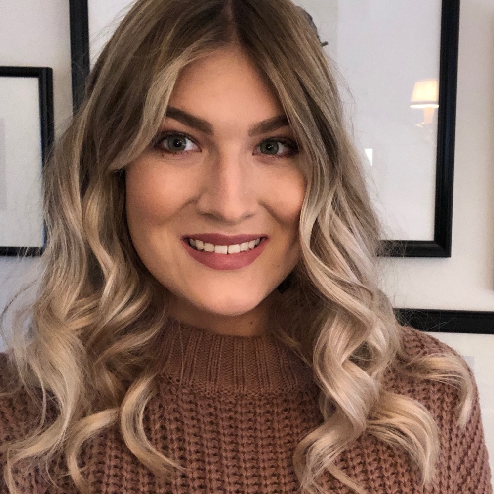 Meet your Posher, Emily